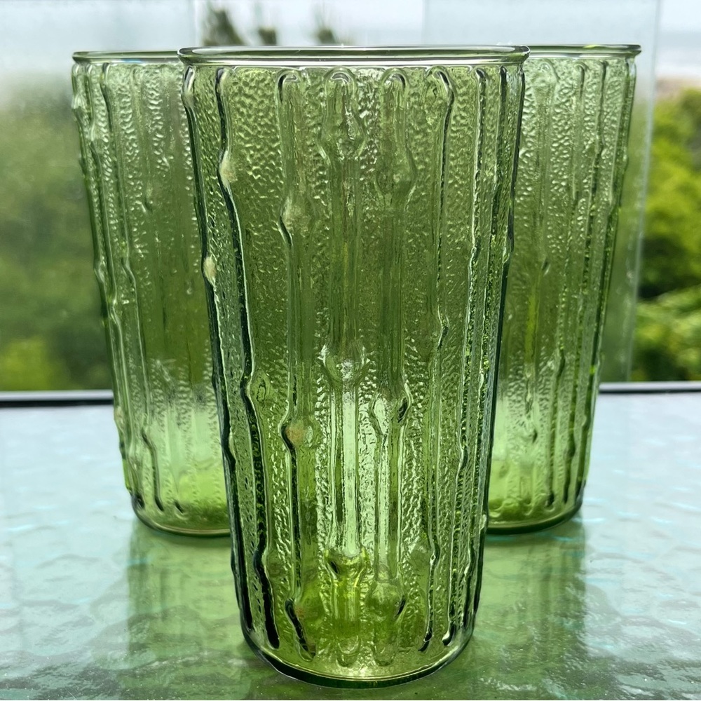 Anchor Hocking Tahiti Bamboo Avocado Green Drinking Glass Tumblers